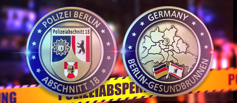 Polizeicoin Berlin, inspiriert von der amerikanischen Challenge Coin Tradition aller Einsatzkräfte. In Messing geprägt und mit farbigre Emaille verziert.