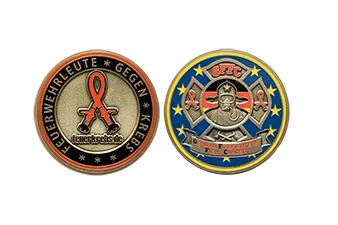 Farbiger Feuerwehr Challenge Coin lenkt die Aufmerksamkeit auf die Problematik der gehäuften Krebserkrankungen unter Kolleg/-innen.